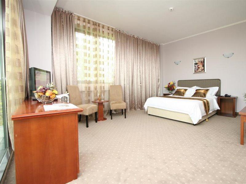 Hotel Zimbru Snagov Tincabesti Exterior foto